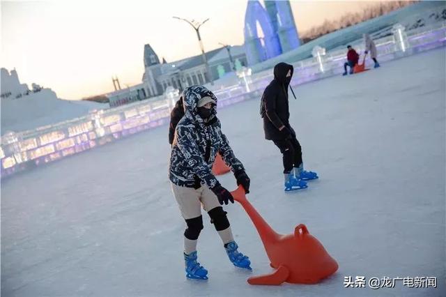 夏天哈尔滨冰雪大世界值得玩吗（哈尔滨冰雪大世界最全攻略打包送上）(5)