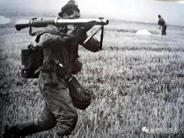 现实中的rpg-7火箭筒（RPG-16火箭筒一拆两半的RPG）(3)