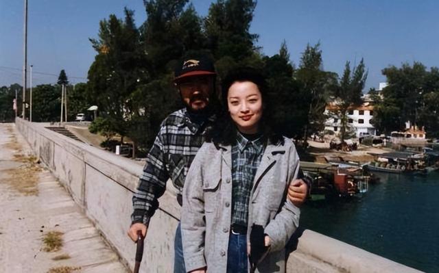 张纪中老婆樊馨蔓现在生活 与前妻樊馨曼的那段情和狼藉婚姻(7)