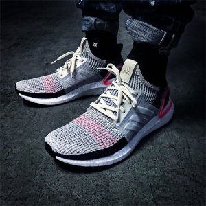 ​世上最强跑鞋？ULTRABOOST 19给你答案