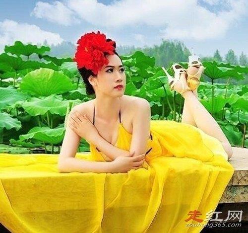 芙蓉姐姐怎么走红的 一个人在美国生活和谁齐名