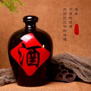 ​什么坛子装酒最好喝(装酒用什么材质的坛子好)