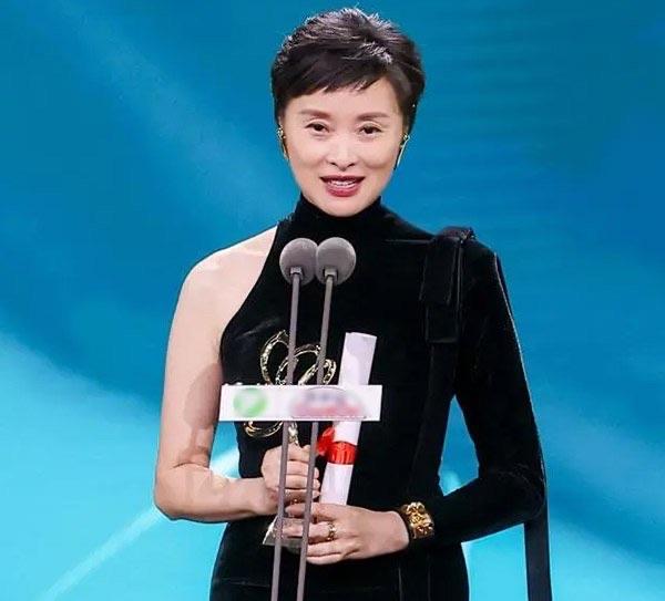 娱乐吴越白玉兰视后 吴越是国家一级演员吗?  1