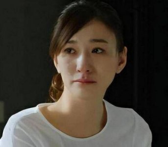 ​李小冉为他堕胎，梅婷陪伴7年，这个男人究竟有何魅力？